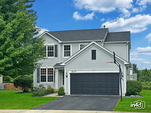 2437 Sir Barton Ln Photo 1