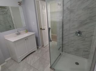 173 Goldenrod Ave, Bridgeport, CT 06606