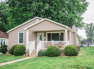 1723 Jackson St, Quincy, IL 62301
