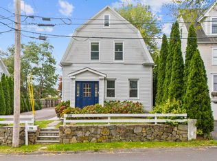 709 Tunxis Hill Rd, Fairfield, CT 06825