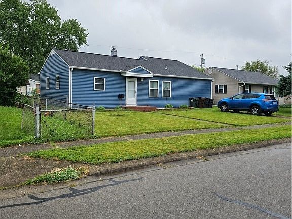 2nd image of 808 Flintridge Dr