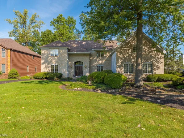 3141 Waterfall Way, Westlake, OH 44145