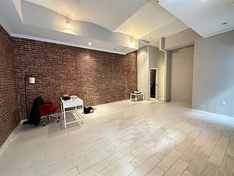 Rented by Nest Seekers International