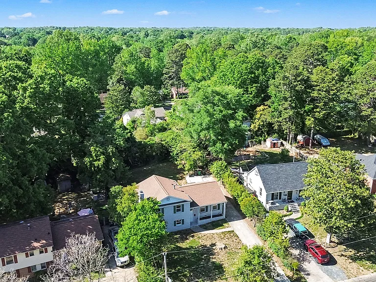 5439 Kerry Ln — Photo 32
