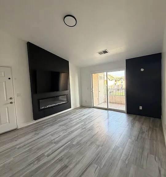 1200 Rodeo Dr #953 — Photo 1