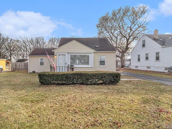 29051 Hennepin St, Garden City, MI 48135