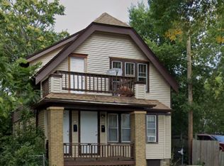 3716 W. Roberts St., Milwaukee, WI 53208