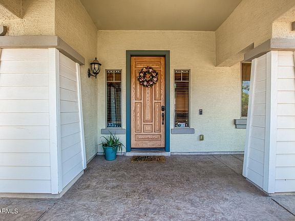 3rd image of 13751 W EARLL Drive