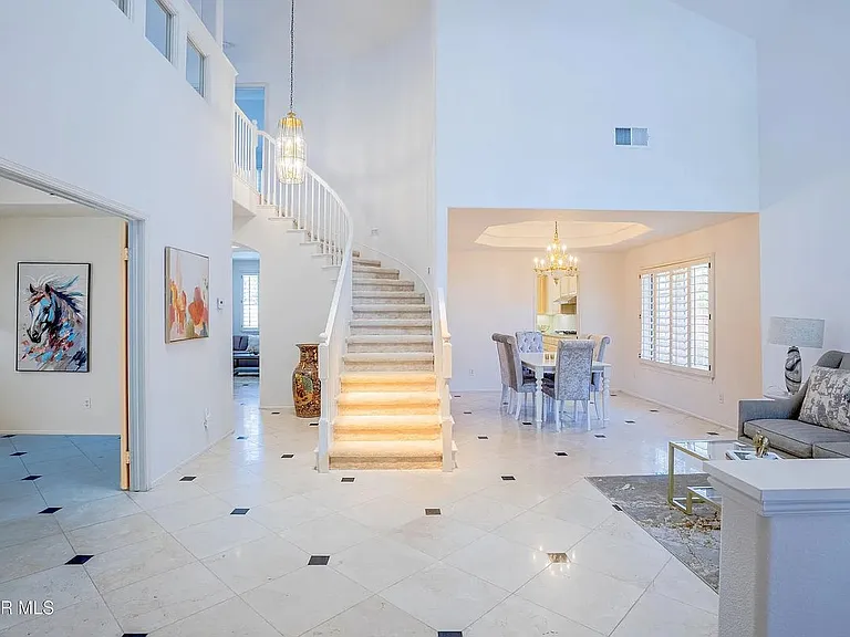 1651 Fox Springs Cir — Photo 1