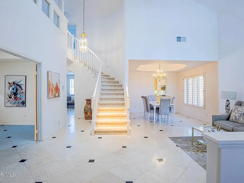1651 Fox Springs Cir