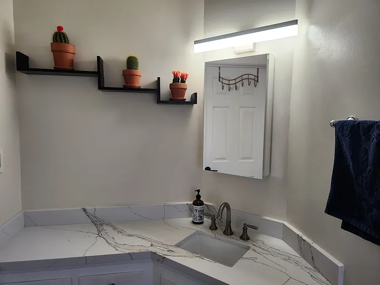 9705 Swinton Ave — Photo 6