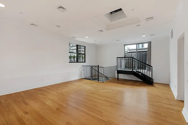 Rented by Corcoran | media 2