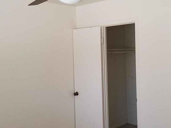 3rd image of 600 S Dobson Rd Unit 122