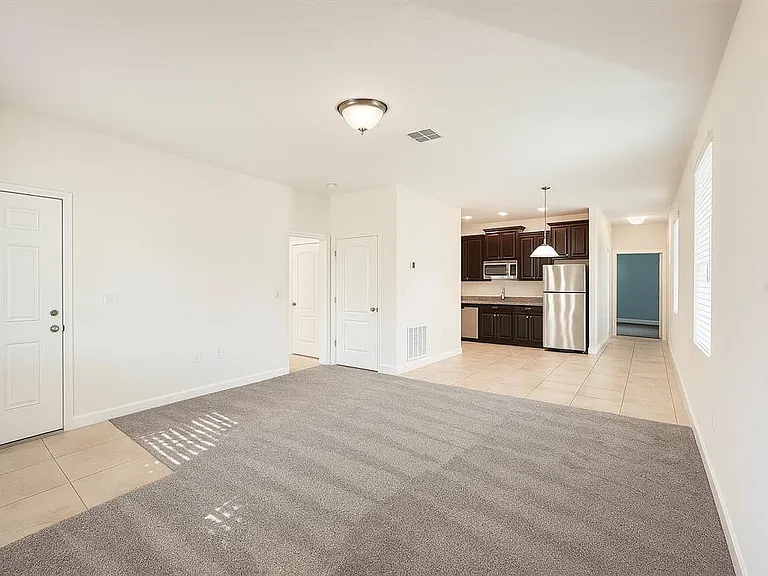 2037 Lake Side Ave — Photo 37