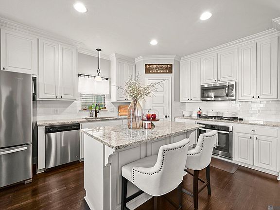 5th image of 10377 Grand Plaza Dr