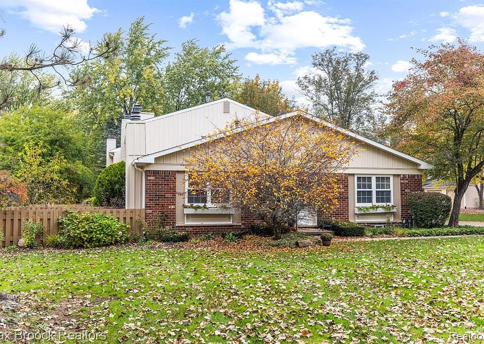 5753 Northfield Pkwy, Troy, MI 48098 MLS 20230091853 Zillow