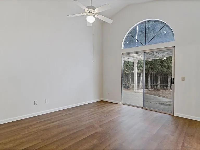 39563 Chabot Cir — Photo 14