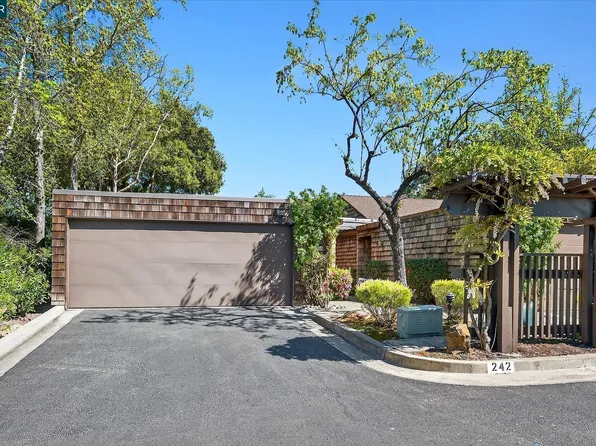 242 The Knl, Orinda, CA 94563