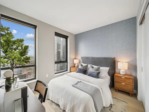 567 Fulton Street image 4 of 25