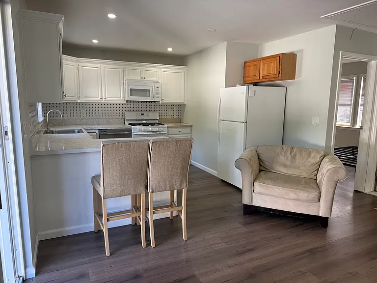 55 Grand Blvd #2 — Photo 7
