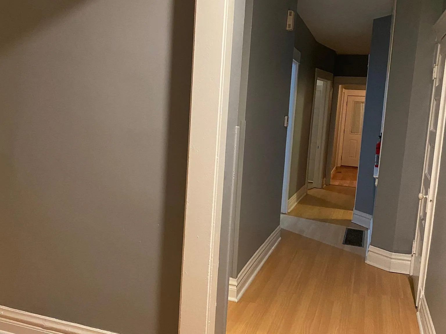 2 bed, 1100 sqft, $1,600 — Photo 2