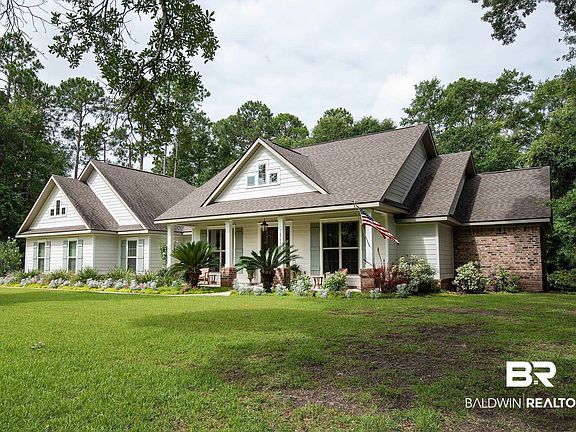 2nd image of 18754 Treasure Oaks Rd