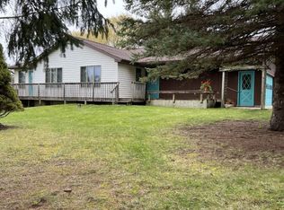 520 McCulloch Rd, Gladwin, MI 48624