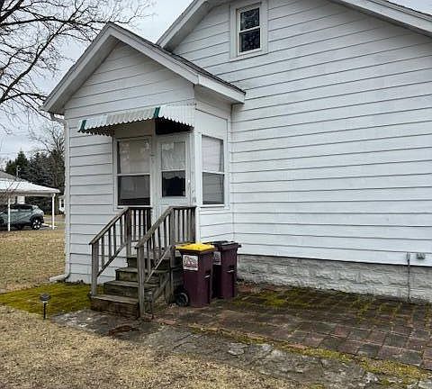 4th image of 27 Elmhurst Avenue