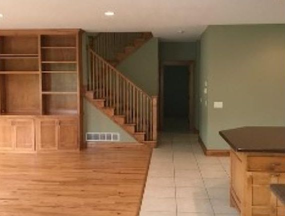 5th image of 1211 Peregrine Cir