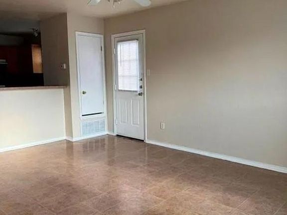 3rd image of 4309 Mattie Dr APT D