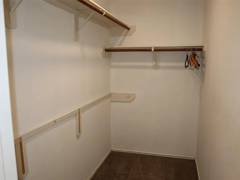 19306 Wading River Dr — Photo 13