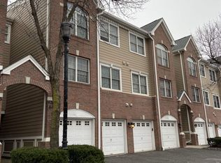 63 Lydia Dr, West New York, NJ 07093