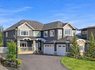 964 E Chestermere Dr, Chestermere, AB T1X1R2