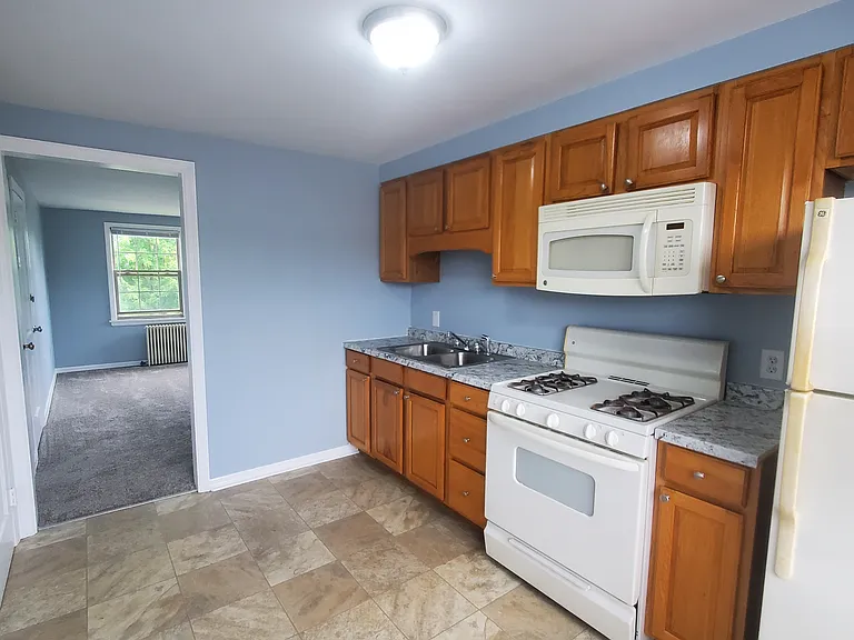 1919 Sunset Ave #C — Photo 1
