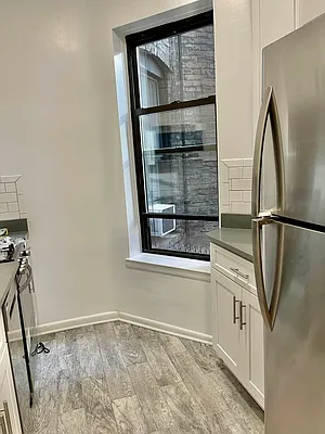 Rented by PennApts | media 12