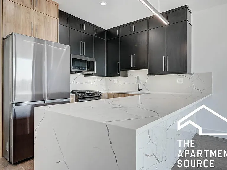 3010 W Belmont Ave #4 — Photo 18