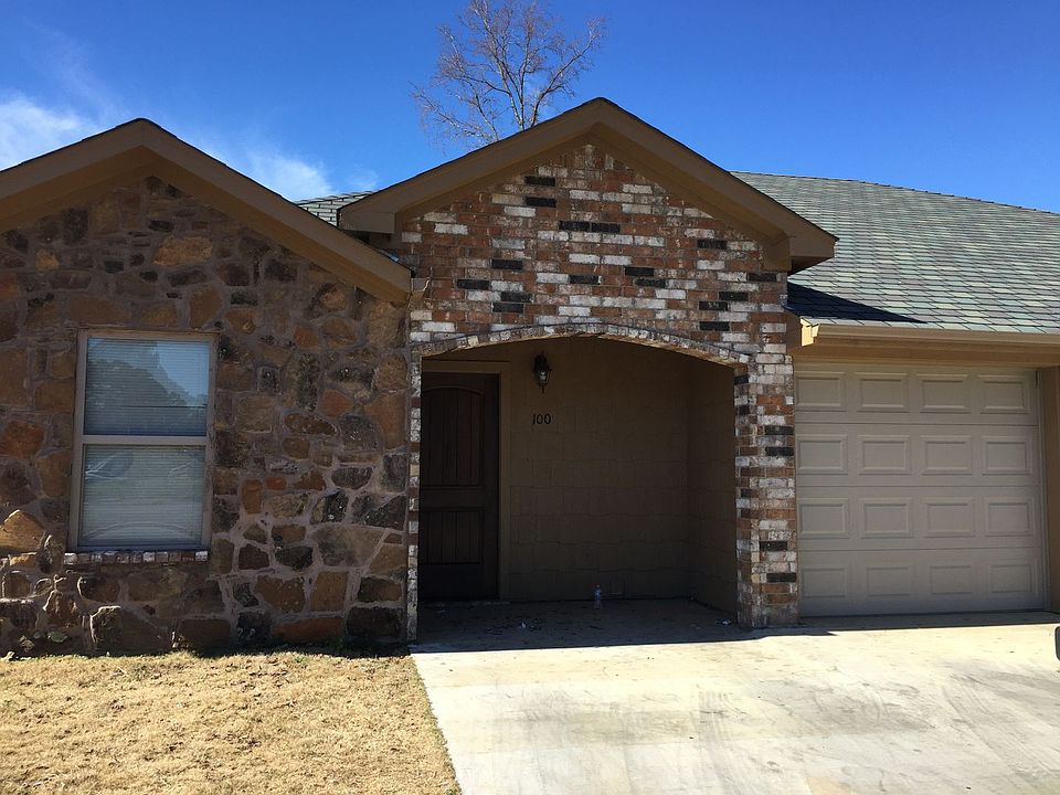 1st image of 1307 Mosley Cir S #100