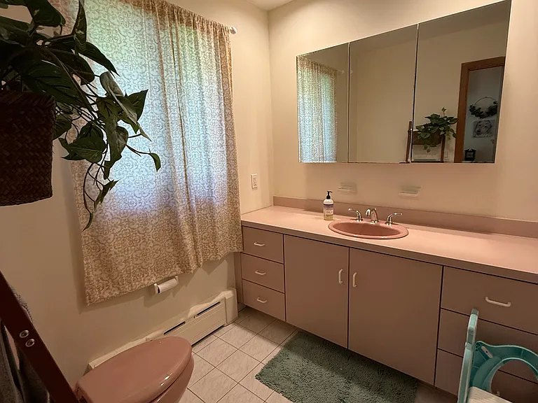 9 Linden Pl — Photo 5
