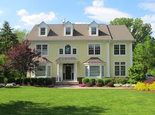 72 E Lewis St, Basking Ridge, NJ 07920