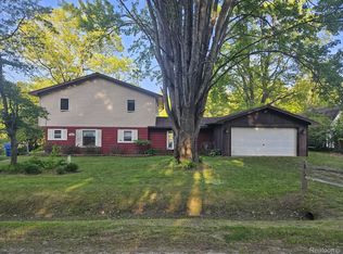 4564 Wildwood Rd, Alger, MI 48610