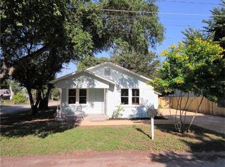 322 Blanco Ave, Luling, TX 78648