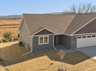 514 Roosevelt St, Baraboo, WI 53913