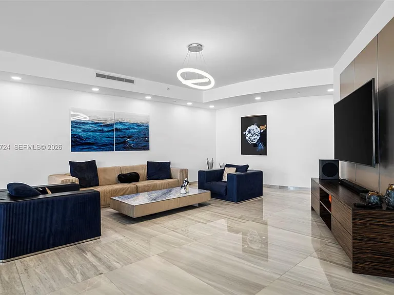 18555 Collins Ave #2105 — Photo 9