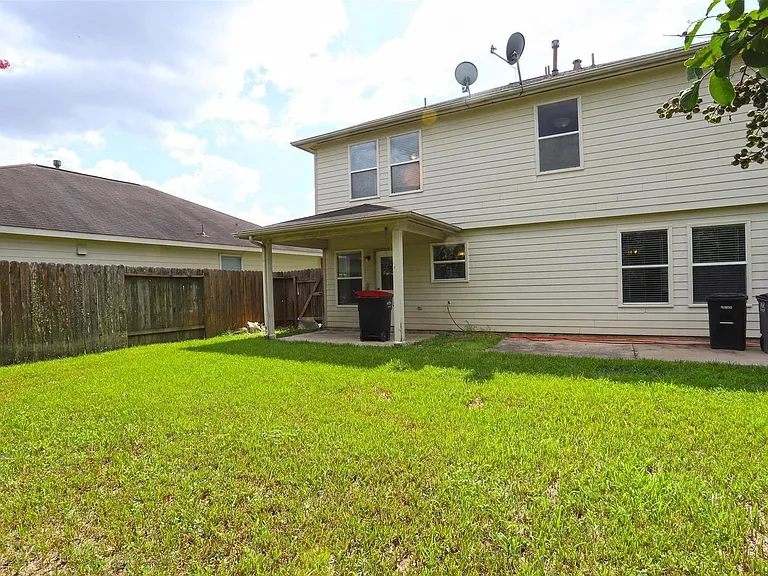 7518 Drifting Willow Ct — Photo 26