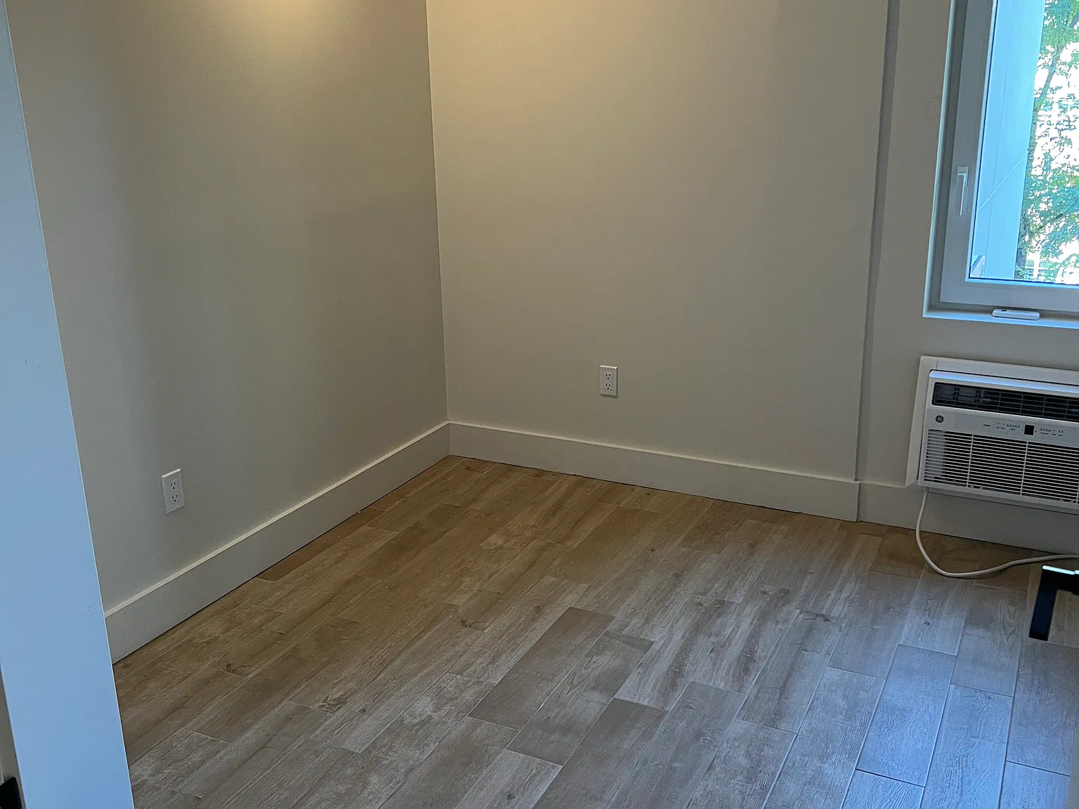 2 bed, $2,830 — Photo 3