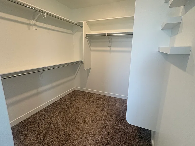 1216 S Raintree Ln — Photo 27