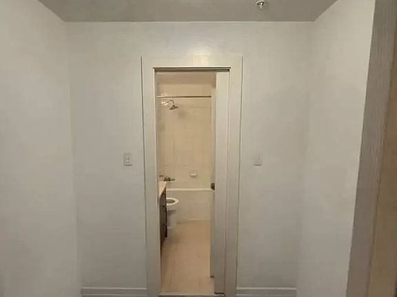5th image of 10237 133rd St #1164