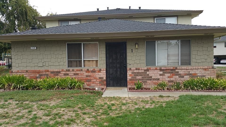1st image of 2126 Swan Ct APT 1
