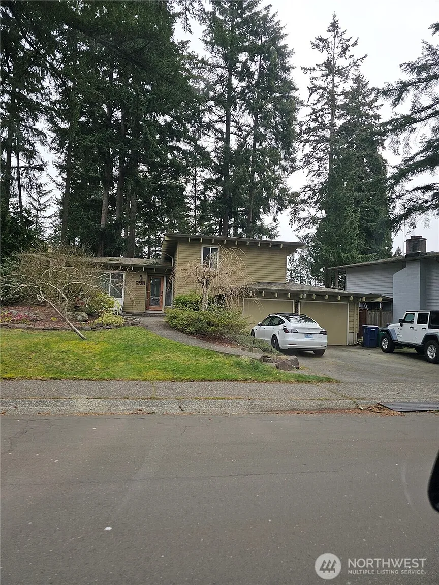 14284 NE 120th Place photo 1