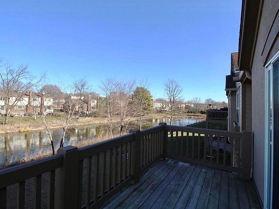 5th image of 1950 Crenshaw Cir